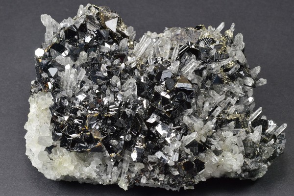 Sphalerite, Quartz, Pyrite