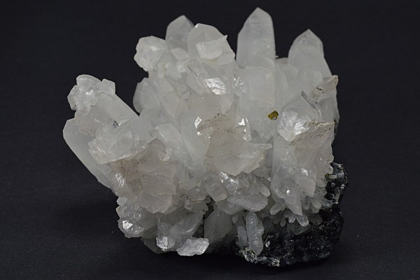 Quartz, Chalcopyrite, Calcite