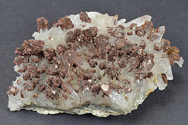 Siderite set on Quartz