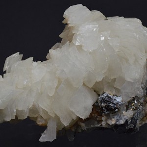 Calcite set on Quartz