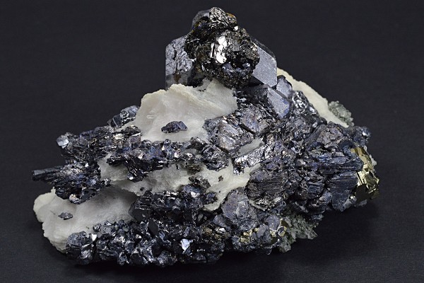 Galena, Sphalerite, Pyrite, Calcite, Quartz
