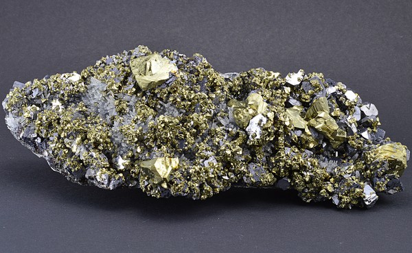 Chalcopyrite, Galena, Quartz