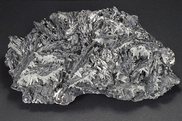 Spinel Law Twin Galena, Quartz, Calcite
