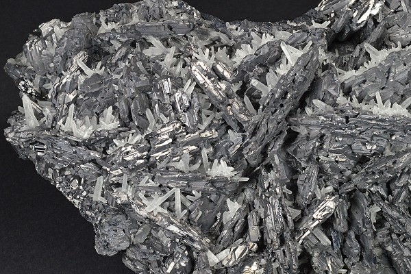 Spinel Law Twin Galena, Quartz, Calcite