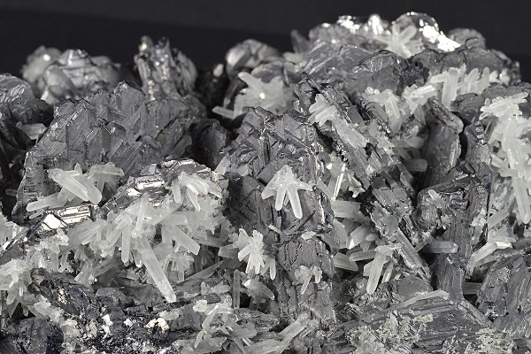 Spinel Law Twin Galena, Quartz, Calcite