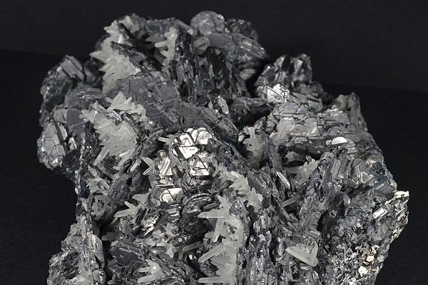 Spinel Law Twin Galena, Quartz, Calcite