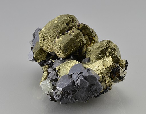 Chalcopyrite , Skeletal Galena, Sphalerite, Pyrite, Quartz