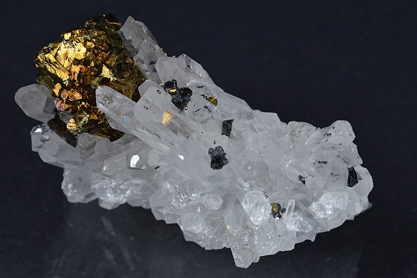 Chalcopyrite, Sphalerite, Quartz
