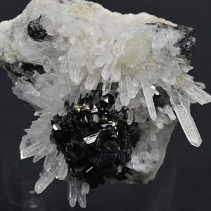 Sphalerite tetrahedrons set on Quartz