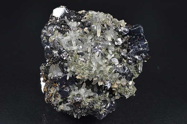 Melted habit Galena, Sphalerite, Quartz