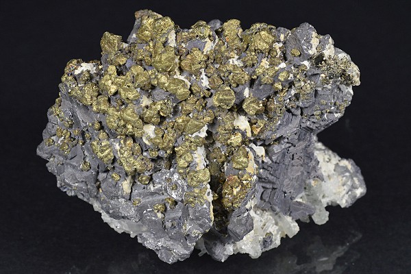 Spinel Law Twin Galena, Chalcopyrite, Calcite, Quartz