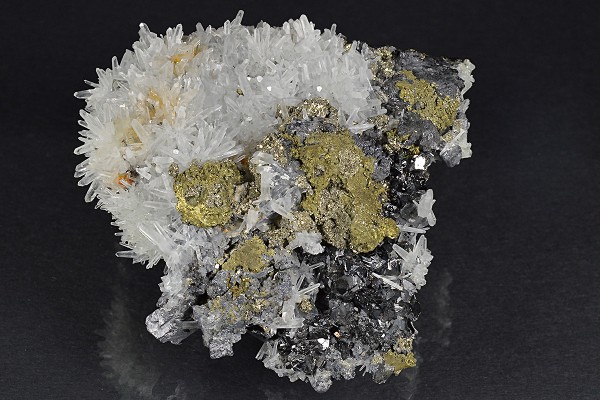 Sphalerite, thin Galena plate , iridescent Chalcopyrite, Quartz, Pyrite
