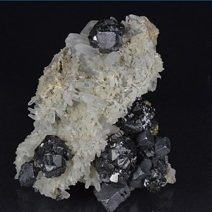 gem Sphalerite var.Cleiophane, Galena, Quartz, Chalcopyrite, Calcite