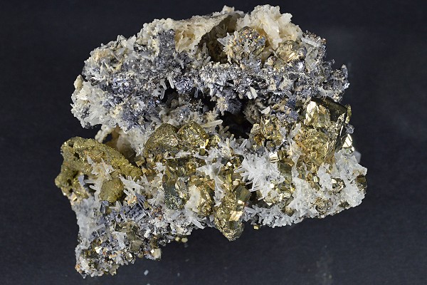 Chalcopyrite, Pyrite, Galena, Calcite, Quartz