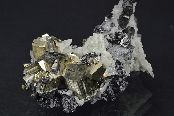 Gem Sphalerite var.Cleiophane, Pyrite, Japan Law Twin Quartz, Galena thin plates, Chalcopyrite