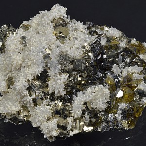 Cleiophane, Pyrite, Quartz, Calcite