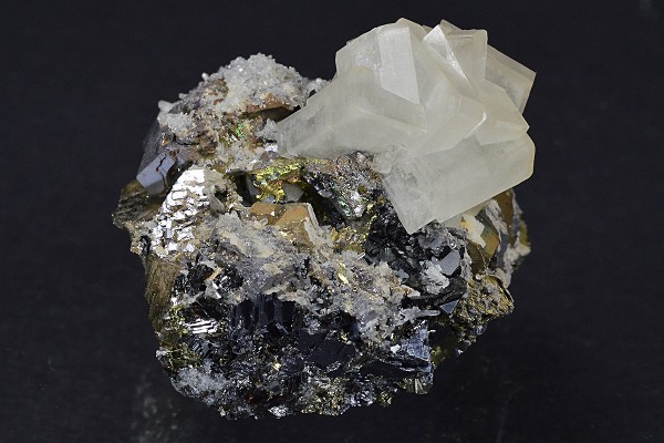 Baryte, Galena, Pyrite, Sphalerite, Quartz, Calcite