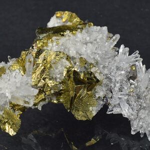 Chalcopyrite, Quartz