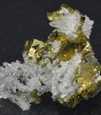 Chalcopyrite, Quartz