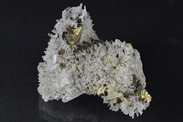 Quartz, Chalcopyrite, Galena, Calcite