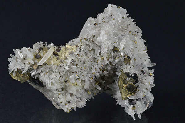 Quartz, Chalcopyrite, Galena, Calcite