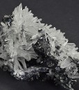 Sphalerite tetrahedrons, thin Galena plates, Quartz