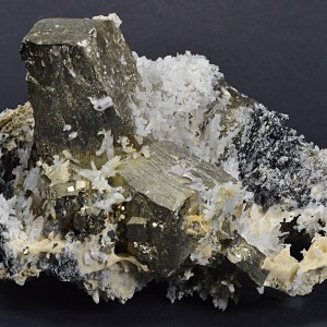 Pyrite, Quartz, Calcite, Sphalerite