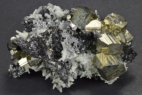 Pyrite, Sphalerite, Quartz, Galena