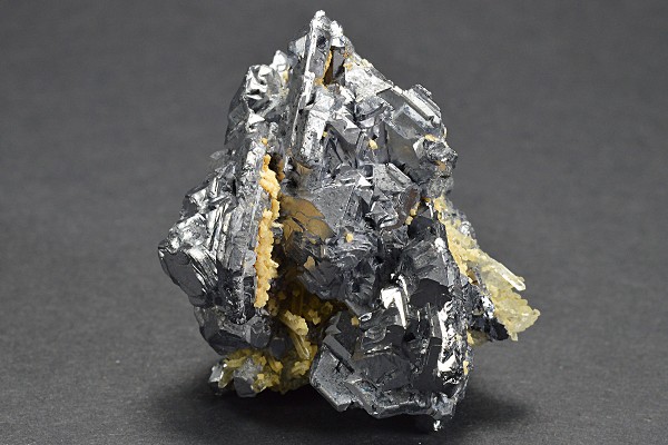 Spinel Law Twin Galena, Quartz, Calcite