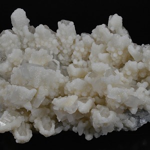 Two generations Calcite set on Quartz