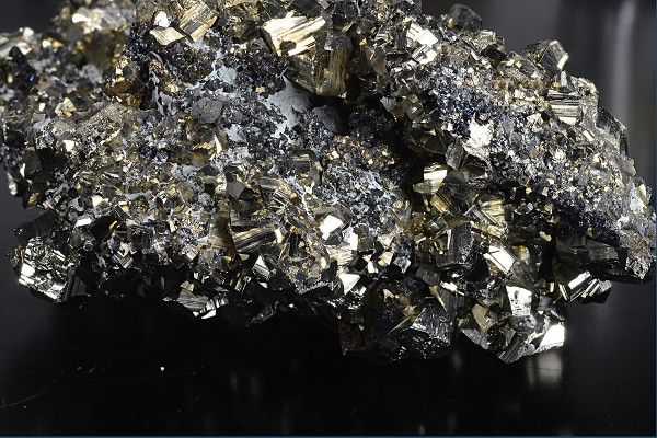 Pyrite, Sphalerite, Galena, Calcite