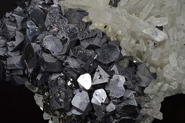 Twinned and truncated Galena, Quartz, Sphalerite