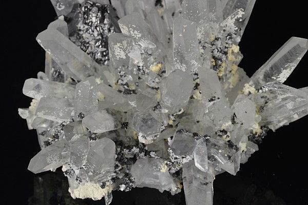 Quartz, Sphalerite, Calcite