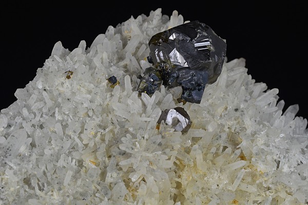 gem Sphalerite var. Cleiophane, Quartz, Galena