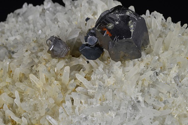 gem Sphalerite var. Cleiophane, Quartz, Galena