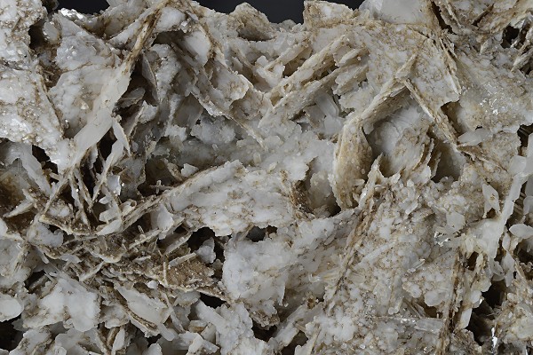 Two generations Calcite with Quartz inclusions