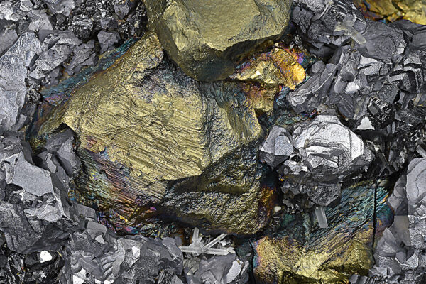 Chalcopyrite, Galena, Sphalerite, Quartz