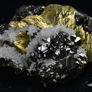 Chalcopyrite, Sphalerite, Quartz