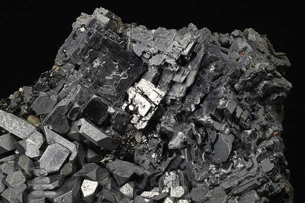 Twinned and truncated Galena, Sphalerite, Quartz