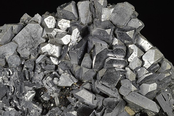 Twinned and truncated Galena, Sphalerite, Quartz
