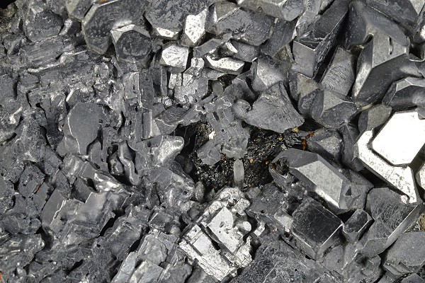 Twinned and truncated Galena, Sphalerite, Quartz