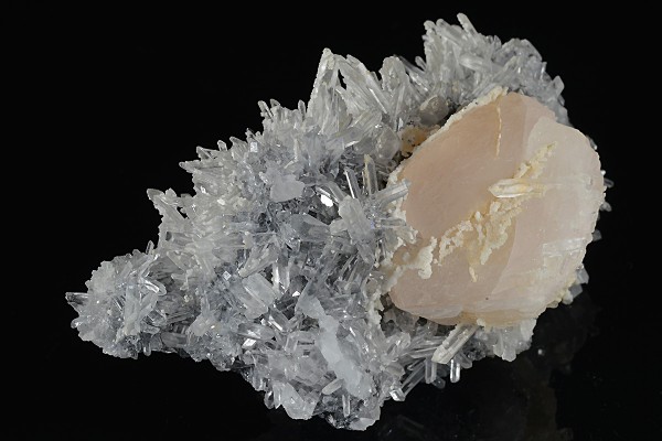 Calcite set on Quartz