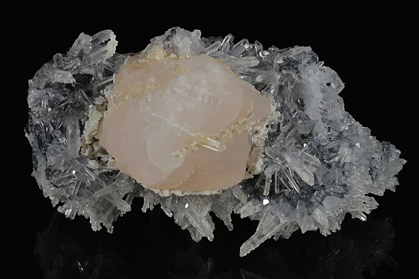 Calcite set on Quartz