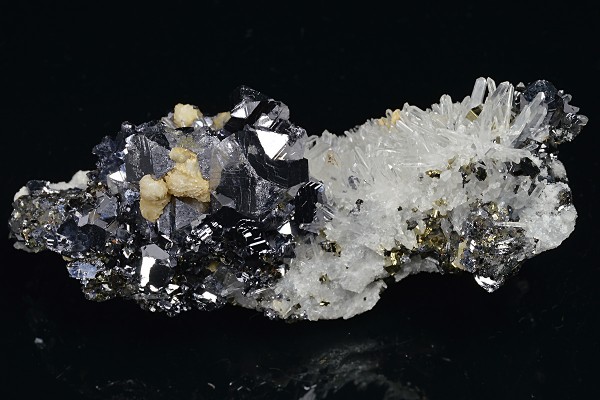 Quartz, Galena, Pyrite, Sphalerite, Calcite