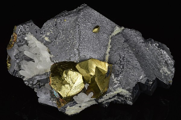 Chalcopyrite, Quartz set on Galena