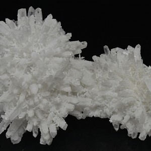 Frosty Calcite set on Quartz (bi-terminated inclusions)