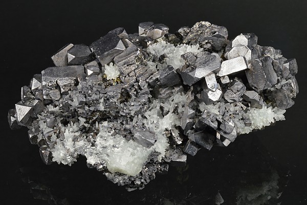 Skeletal and truncated Galena, Quartz, Sphalerite, Pyrite