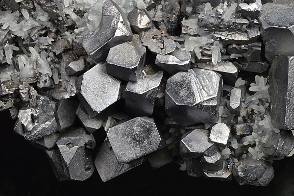 Skeletal and truncated Galena, Quartz, Sphalerite, Pyrite