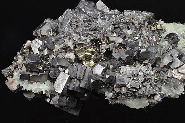 Skeletal and truncated Galena, Quartz, Sphalerite, Pyrite