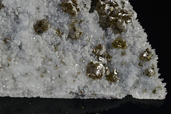 Quartz, Cleiophane, Calcite